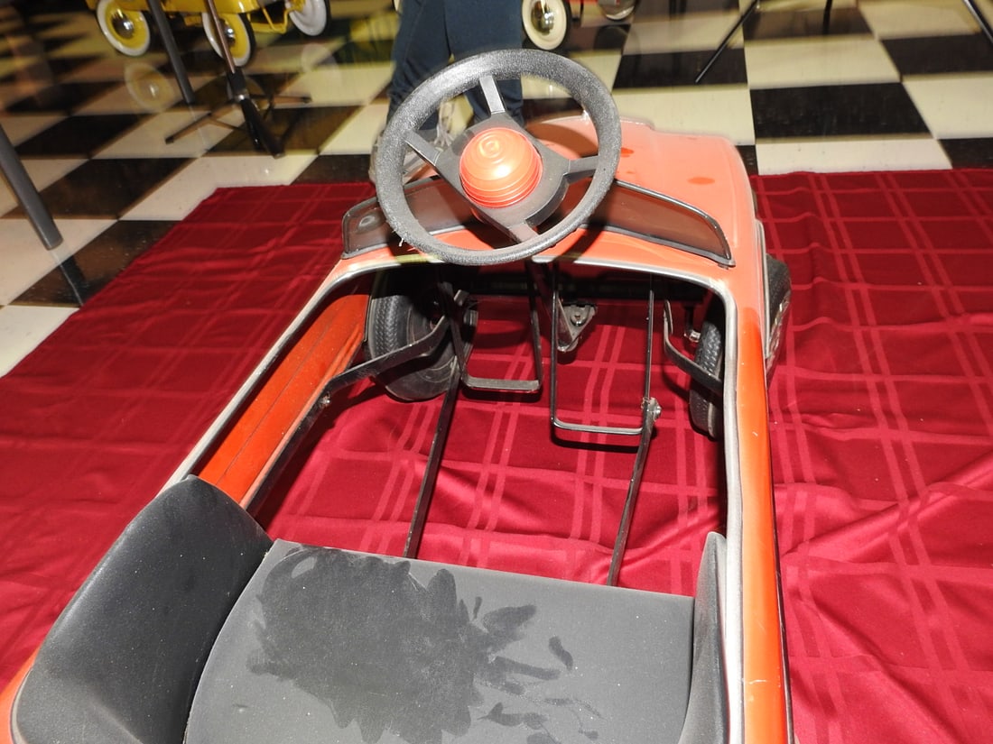 Young Master Mercedes Convertible Pedal Car - 5