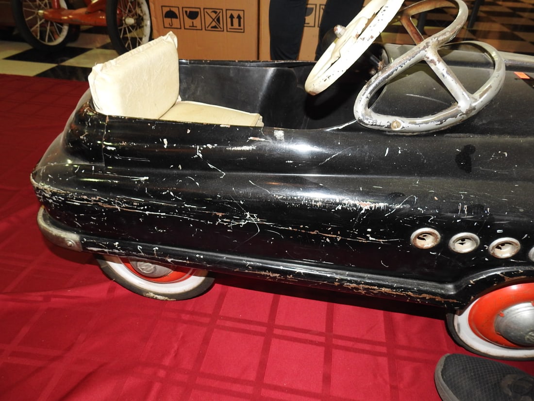 1950s Murray Buick Torpedo Pedal Car - 5