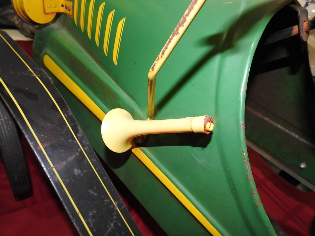 Garton Tin Lizzie with Broken Horn Bulb - 5