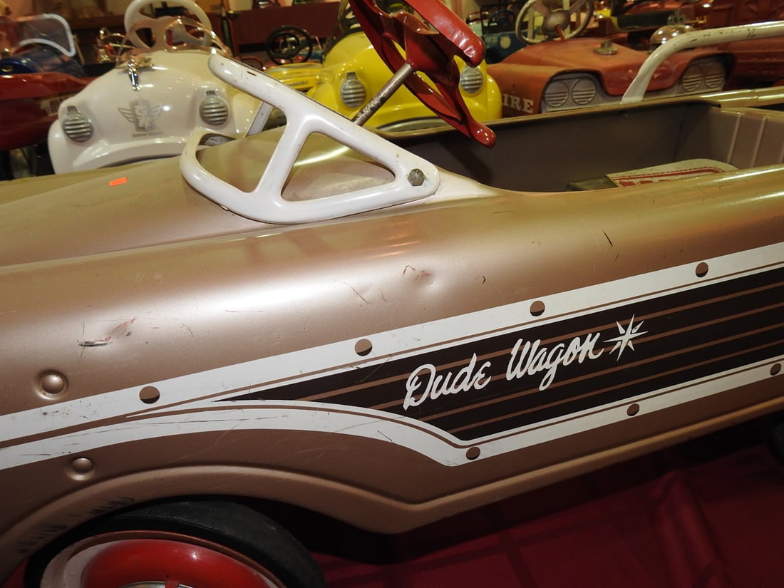 1960 Murray Dude Wagon Pedal Car - 3