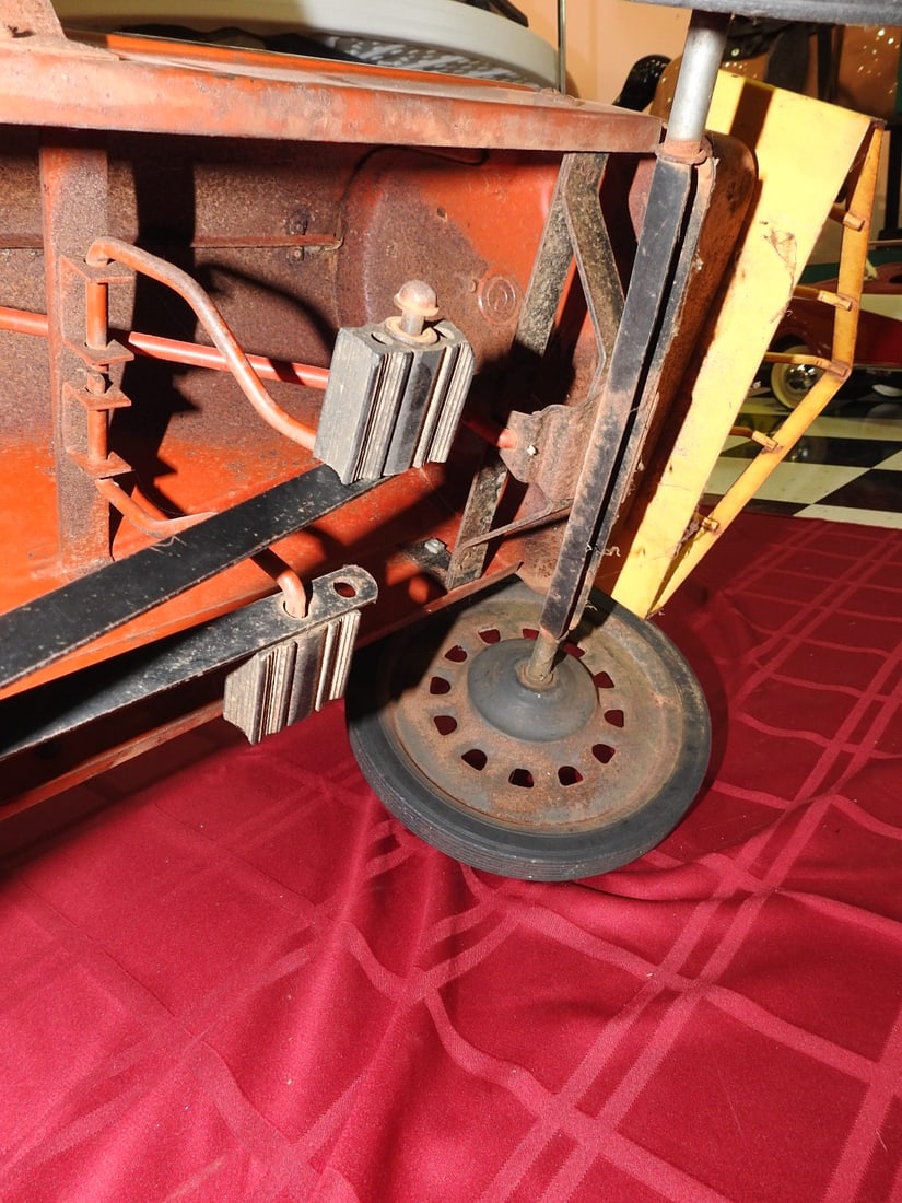 Garton Casey Jones Cannonball Express No. 9 Pedal Train - 8