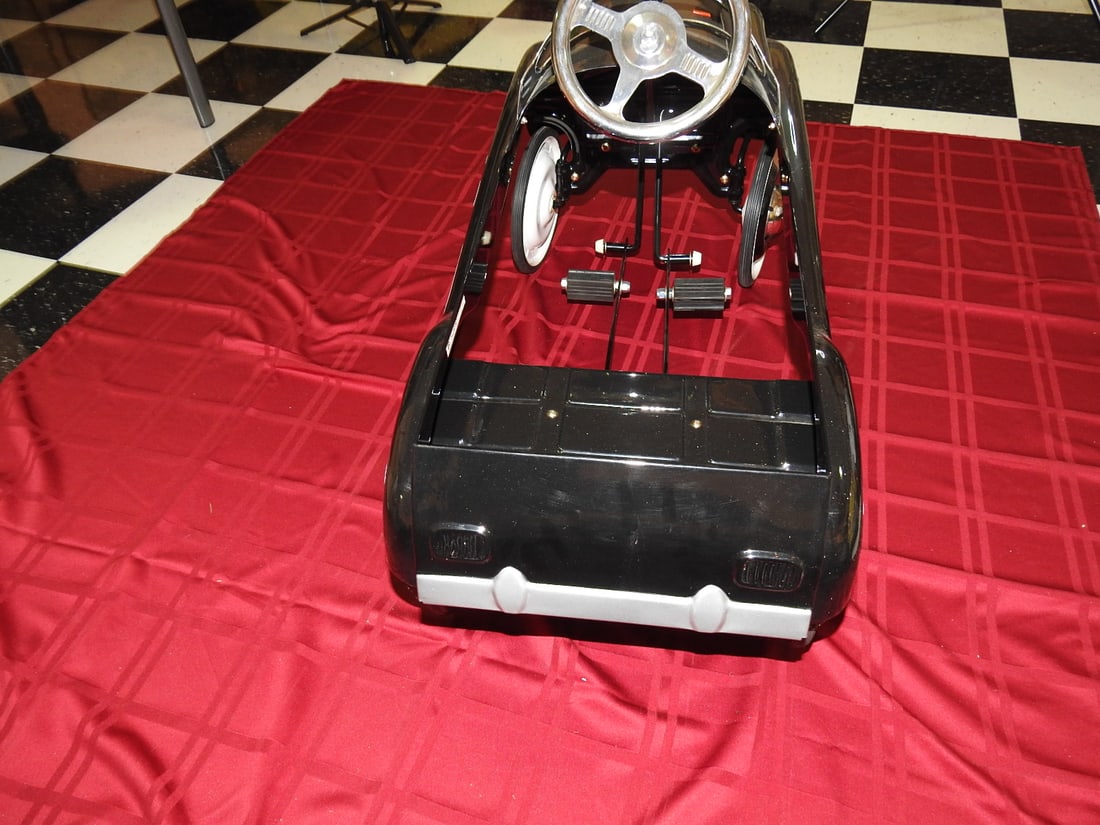 Reproduction Murray Comet Champion Pedal Car - 4