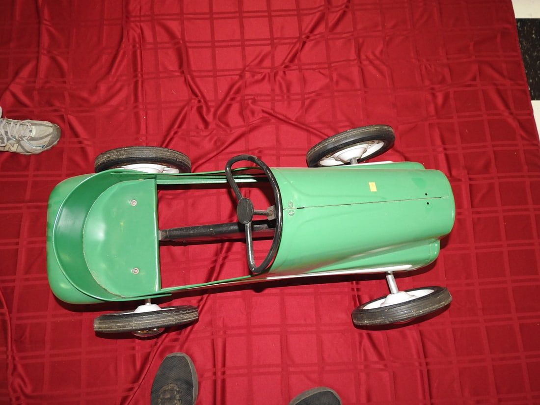 Green Classic Metal Pedal Car - 5