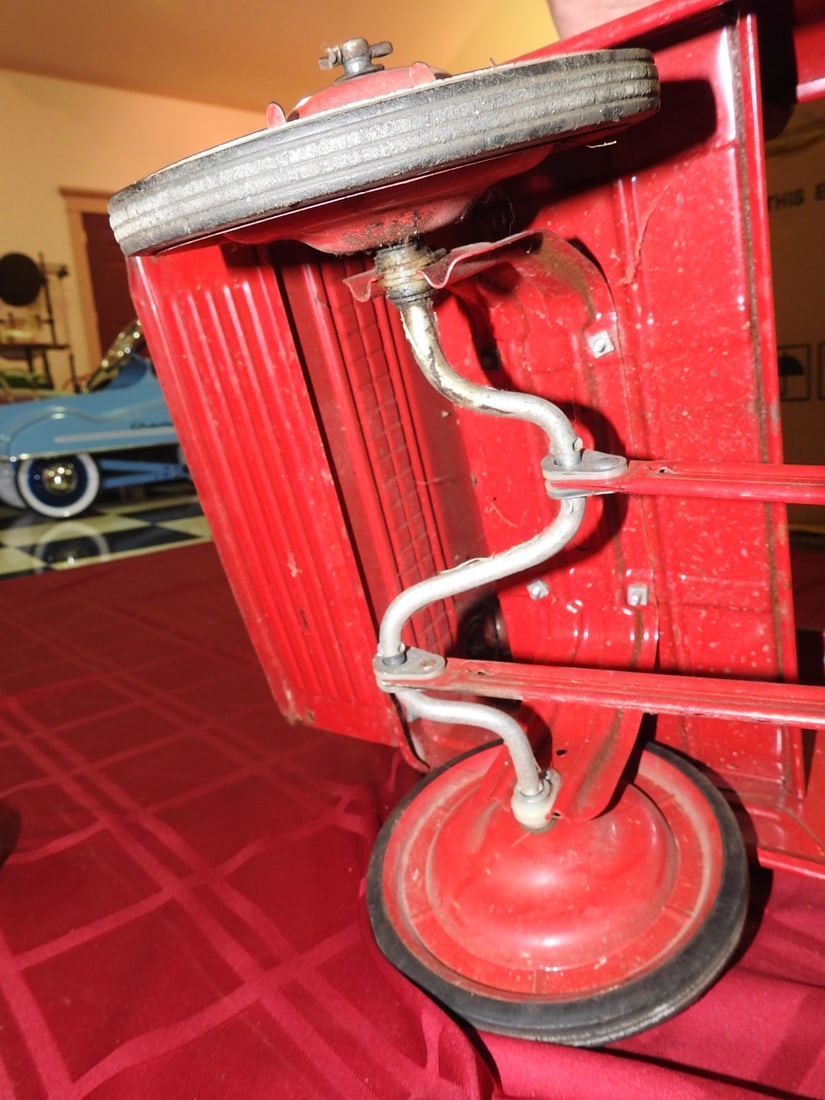 Western Flyer Fire City Battalion No. 1 Pedal Car - 10