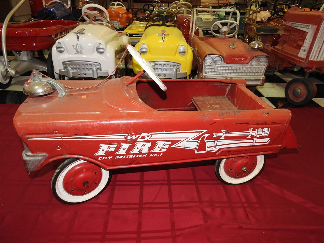 Western Flyer Fire City Battalion No. 1 Pedal Car: Vintage Western Flyer Fire City Battalion No. 1 pedal car with working bell per notes. Approx. 19 x 14 x 36 in. Shows paint wear, scratches, oxidation, scuffs and age-related use wear.