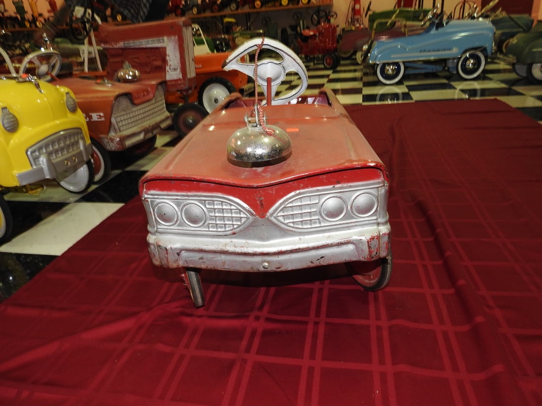 Western Flyer Fire City Battalion No. 1 Pedal Car - 2
