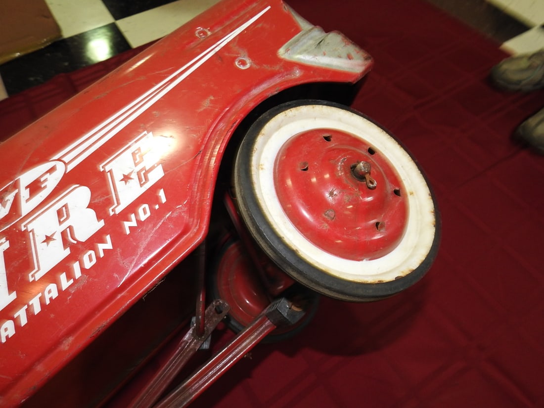 Western Flyer Fire City Battalion No. 1 Pedal Car - 8
