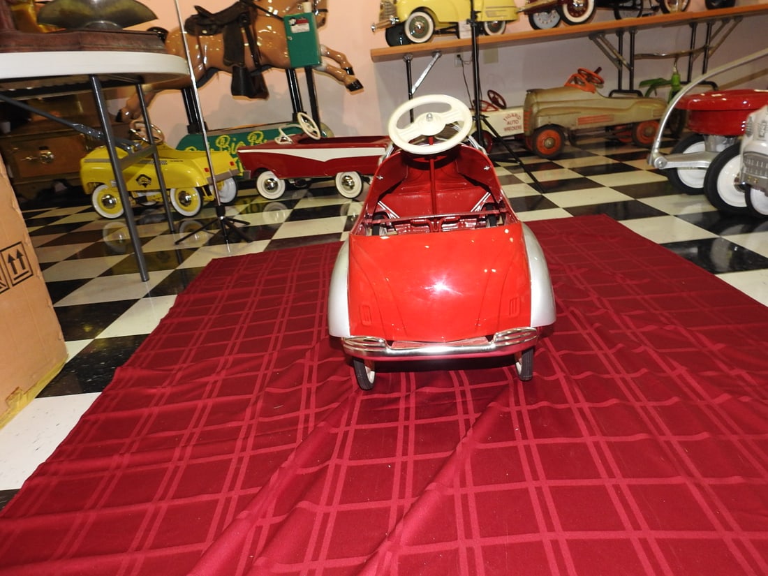 Murray Steelcraft 1941 Chrysler Pedal Car - 5