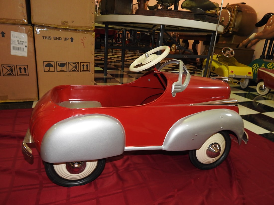Murray Steelcraft 1941 Chrysler Pedal Car - 6