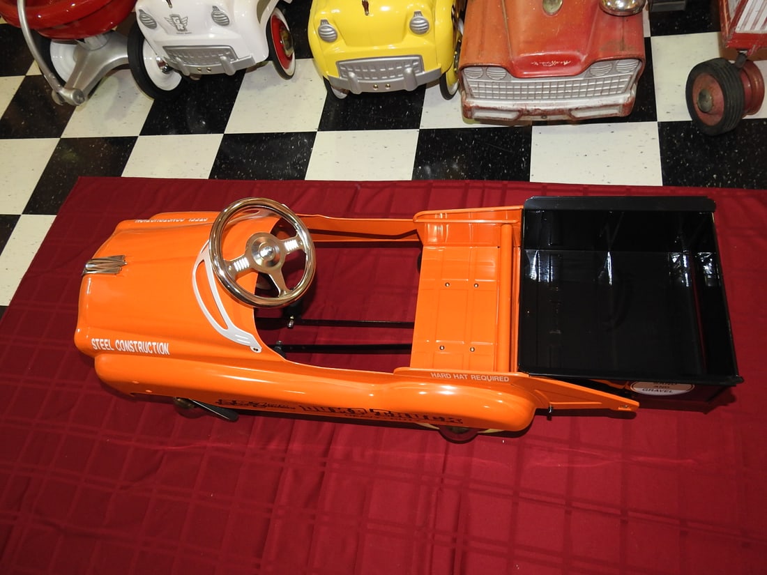 Burns Novelty Heavy Duty Dump Truck No. 287 Pedal Car - 2