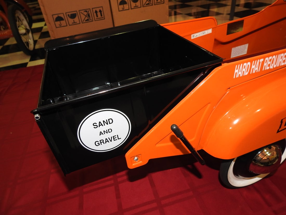 Burns Novelty Heavy Duty Dump Truck No. 287 Pedal Car - 6