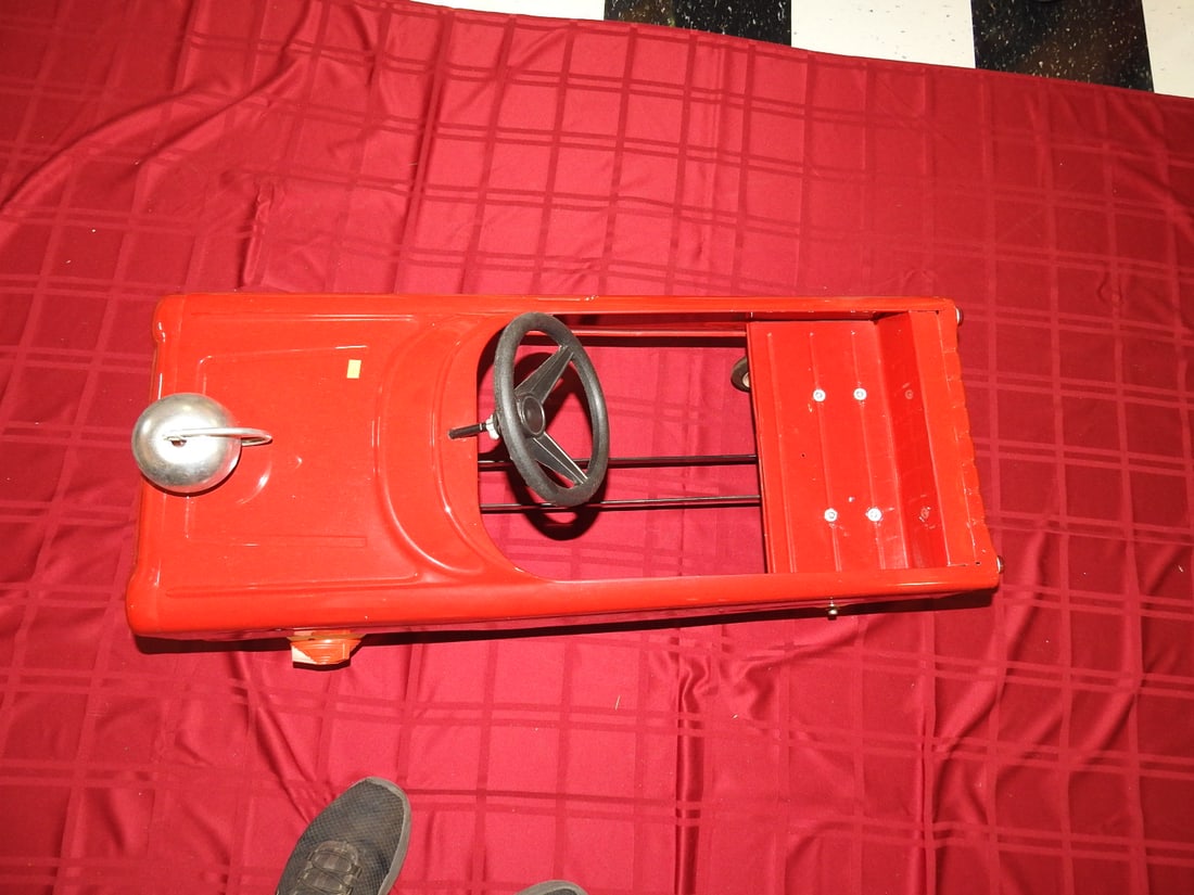 Limited Edition AMF Fire Chief No. 503 Pedal Car - 3