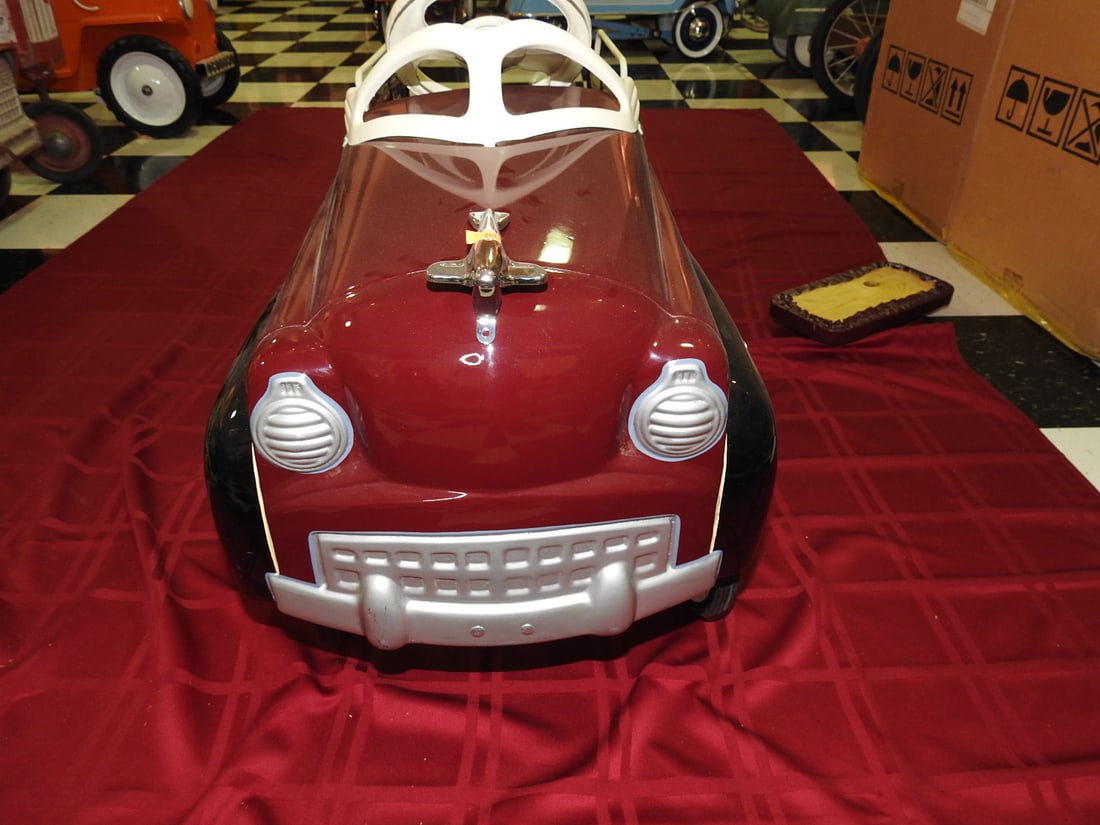 Giordani 1951 Studebaker Pedal Car - 2