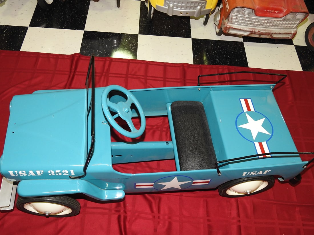 Restored Hamilton Steel Products USAF Jeep Pedal Car - 4
