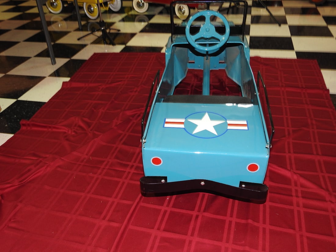 Restored Hamilton Steel Products USAF Jeep Pedal Car - 5