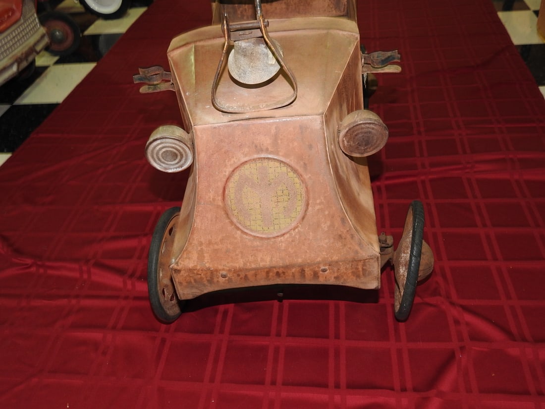 1920s Steelcraft Mack Playboy Pedal Car - 3