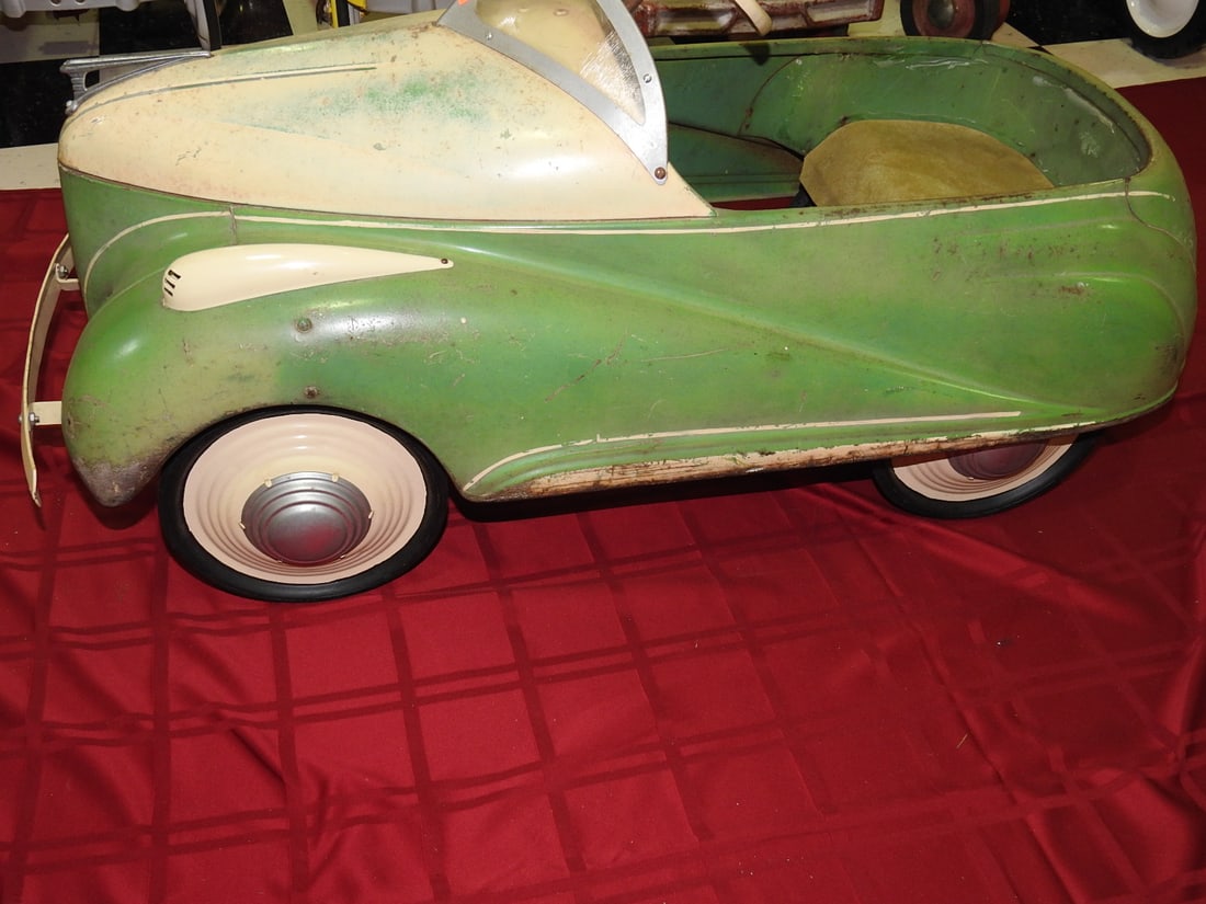 Steelcraft Lincoln Zephyr Pedal Car - 3