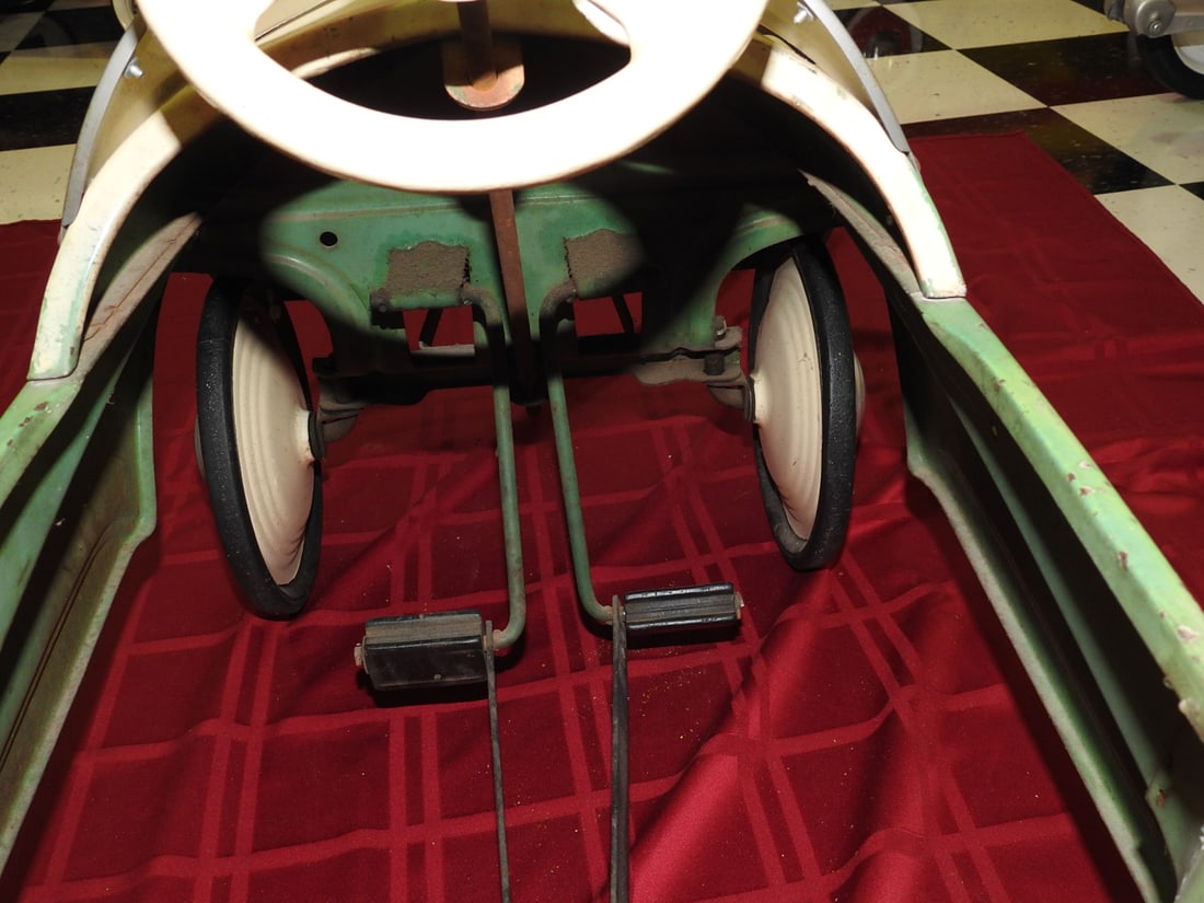 Steelcraft Lincoln Zephyr Pedal Car - 6