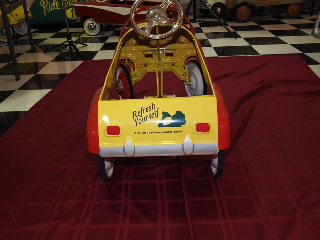 Gearbox Coca-Cola Pedal Car Reproduction - 3