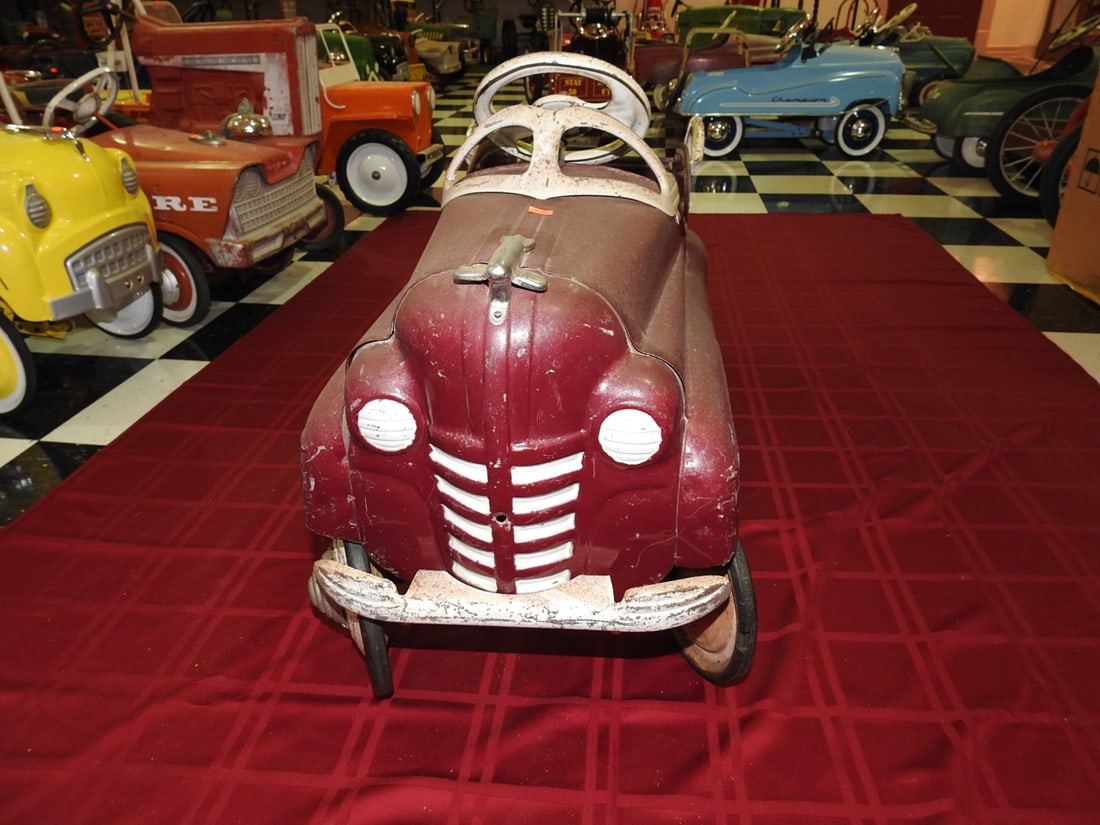 1949 Murray Pontiac Station Wagon Pedal Car - 2