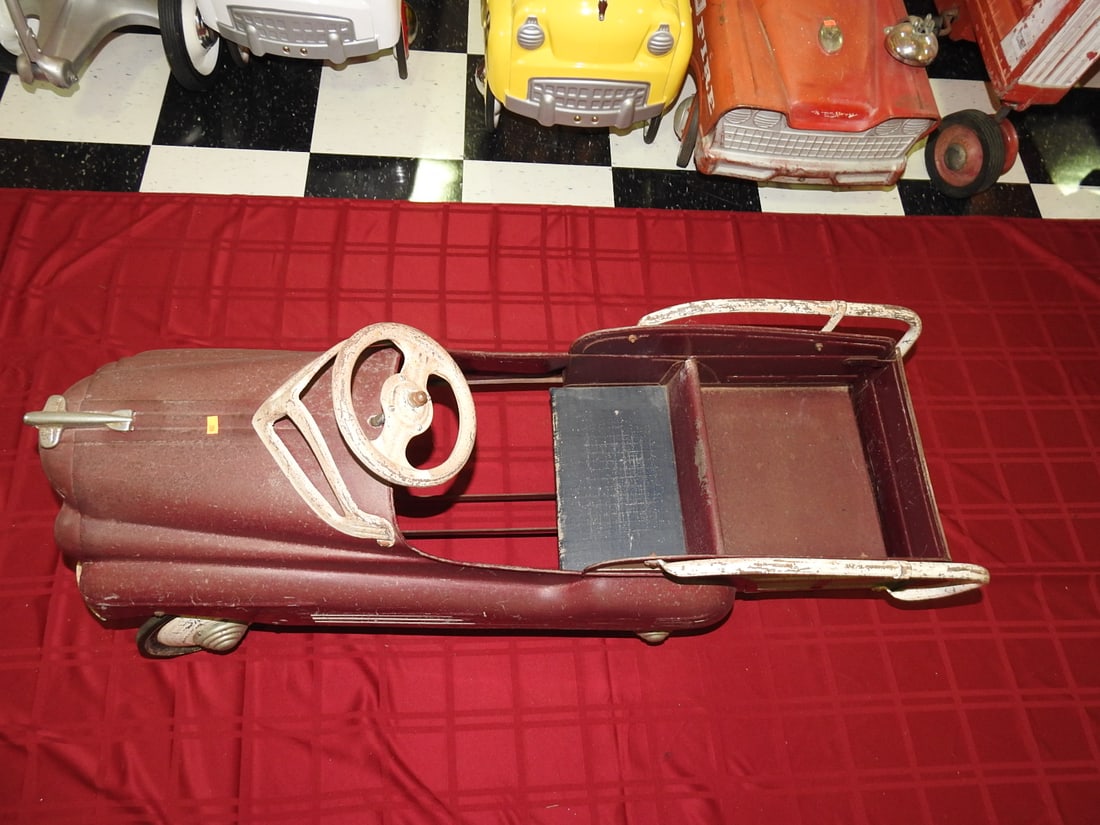 1949 Murray Pontiac Station Wagon Pedal Car - 3
