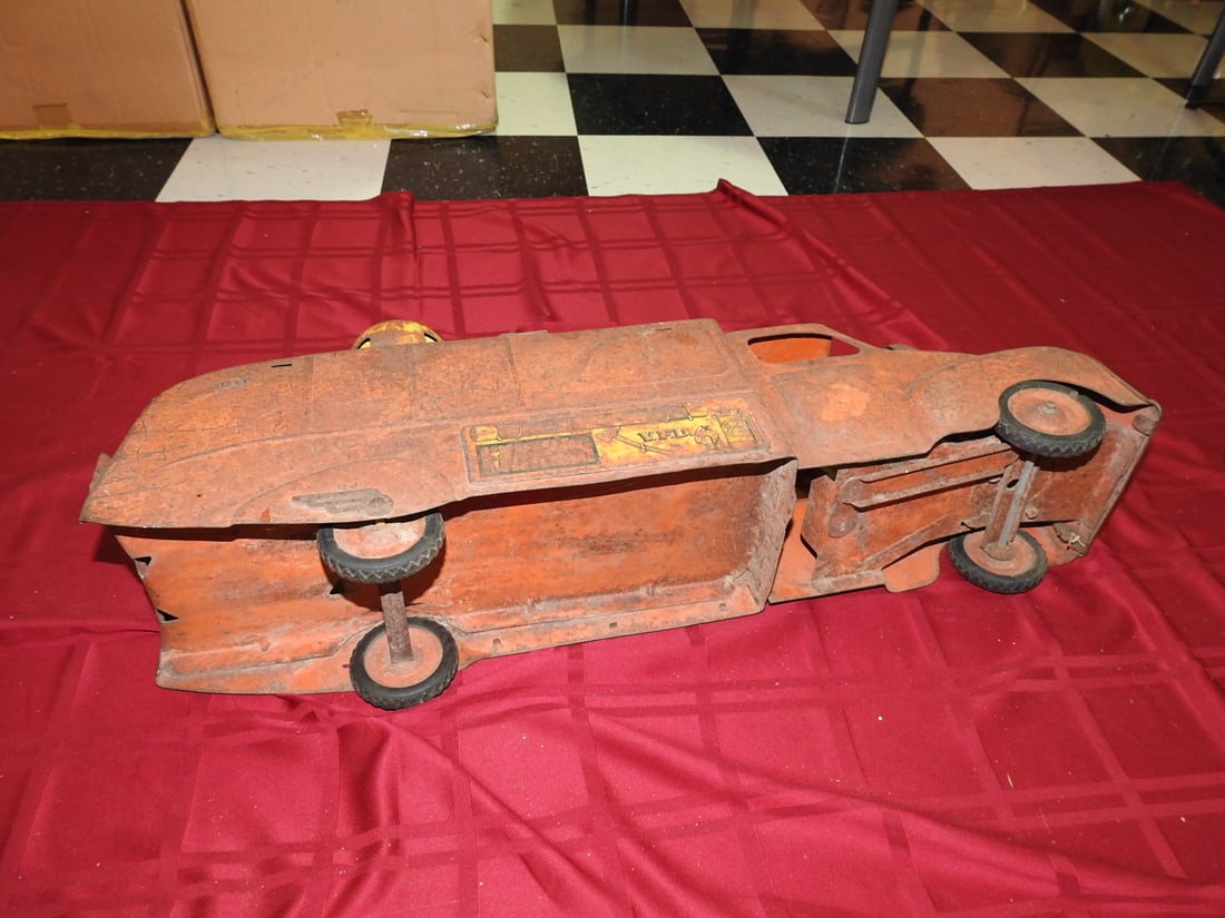 Vintage VFD Ride-On Fire Truck Toy - 6