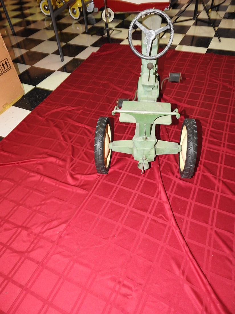 John Deere Model 60 Large Pedal Tractor - 6