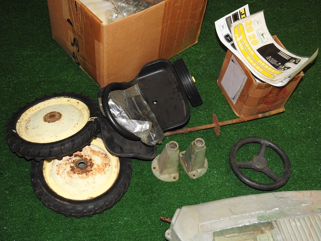John Deere Model 520 Pedal Tractor Restoration Project - 5