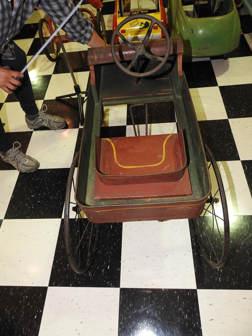 Antique Wire-Spoke Children’s Pedal Car - 5