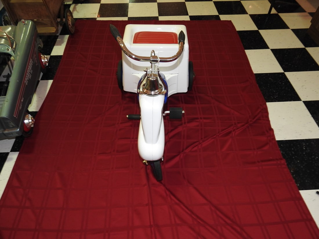 Refurbished Murray Good Humor Ice Cream Pedal Trike - 2