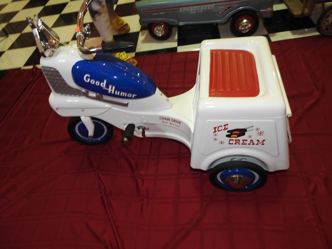 Refurbished Murray Good Humor Ice Cream Pedal Trike - 5
