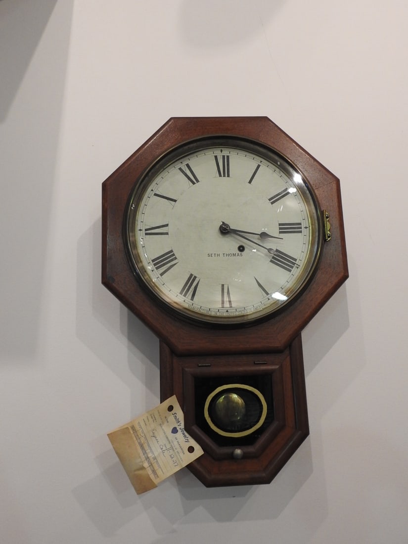 Seth Thomas Wall Clock with Purchased in 1977 with Receipt - 8