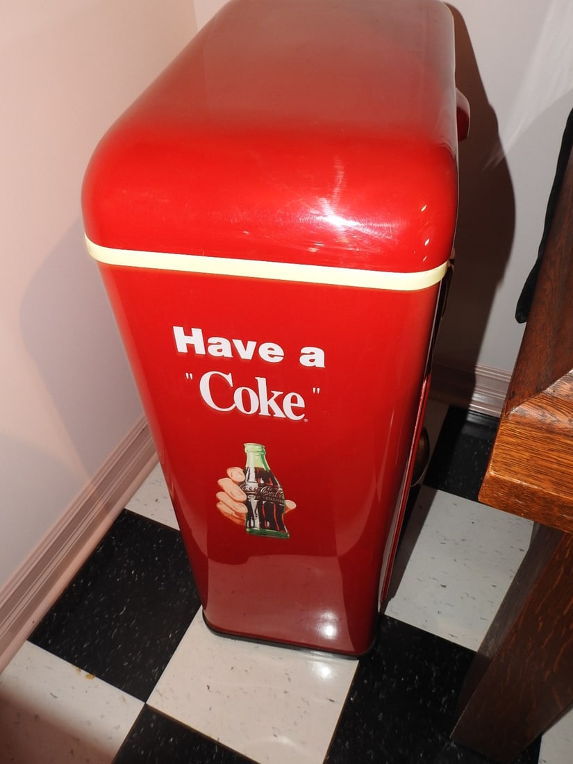1992 Coca-Cola Nostalgia Plastic Cooler, Reproduction - 5