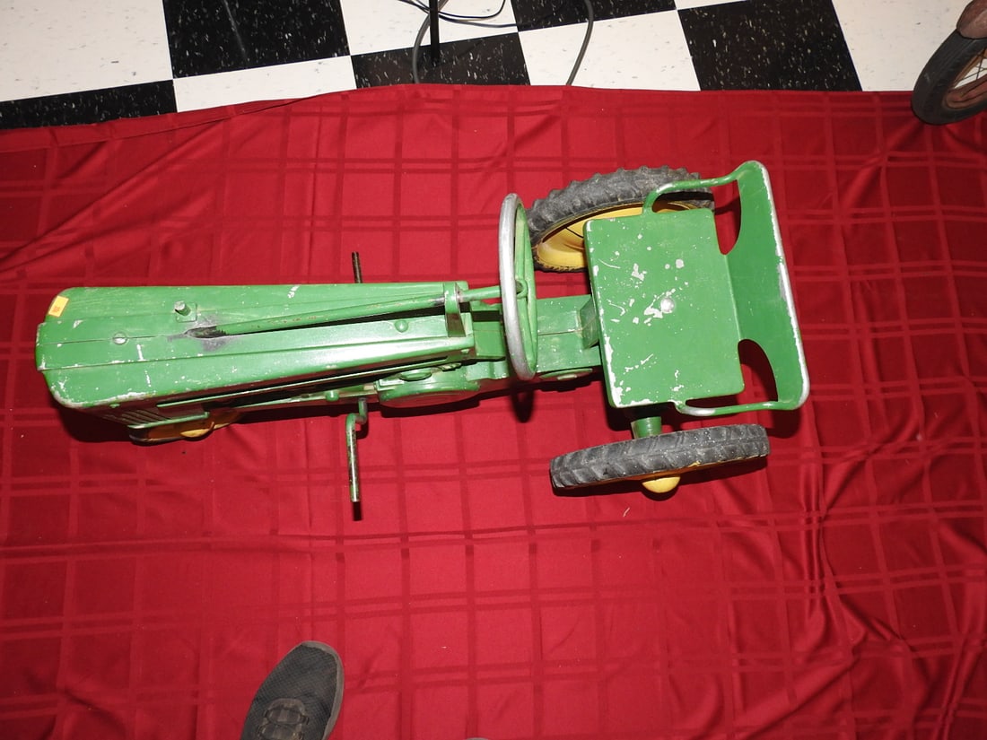 Vintage John Deere Pedal Tractor - 3