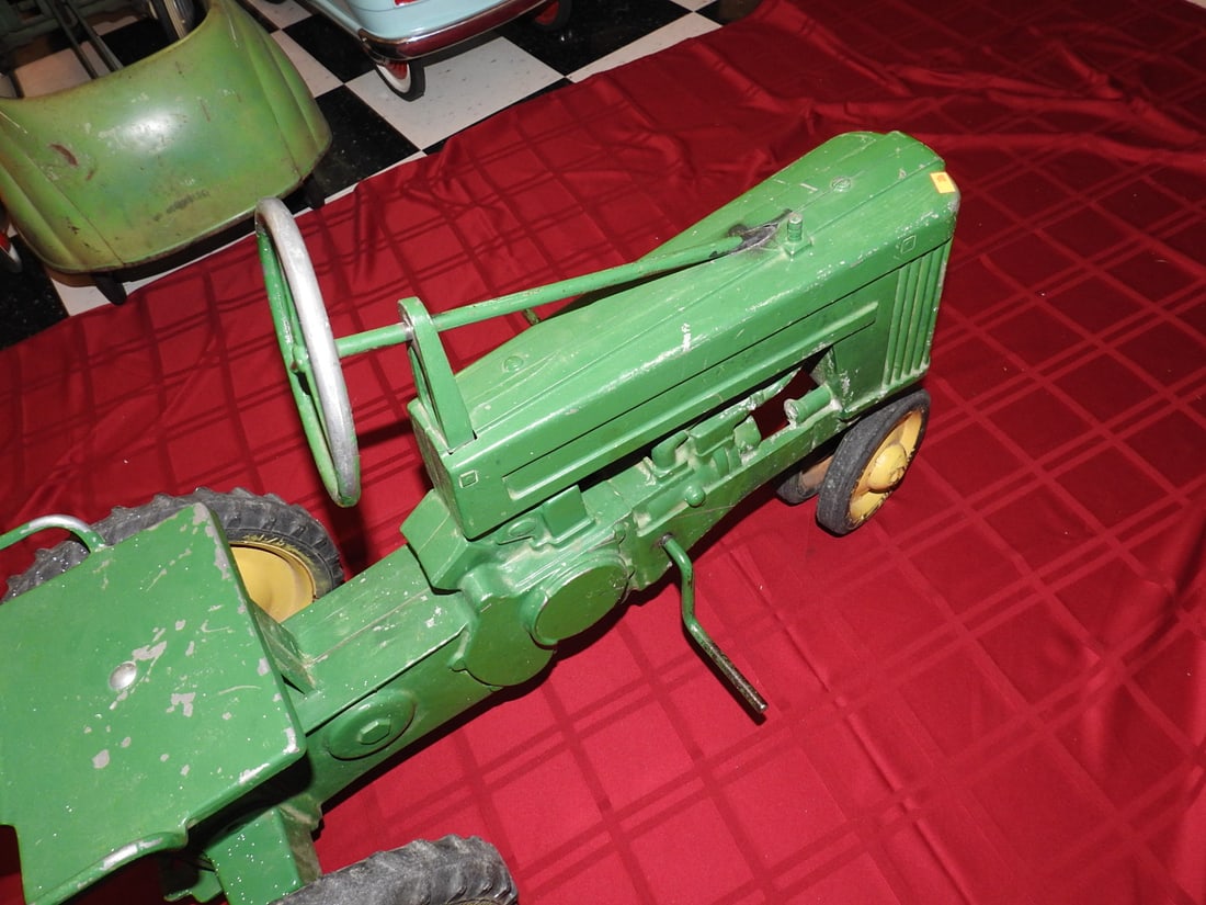 Vintage John Deere Pedal Tractor - 7