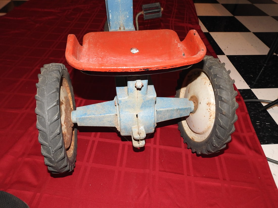 Ford 8000 Pedal Tractor - 6