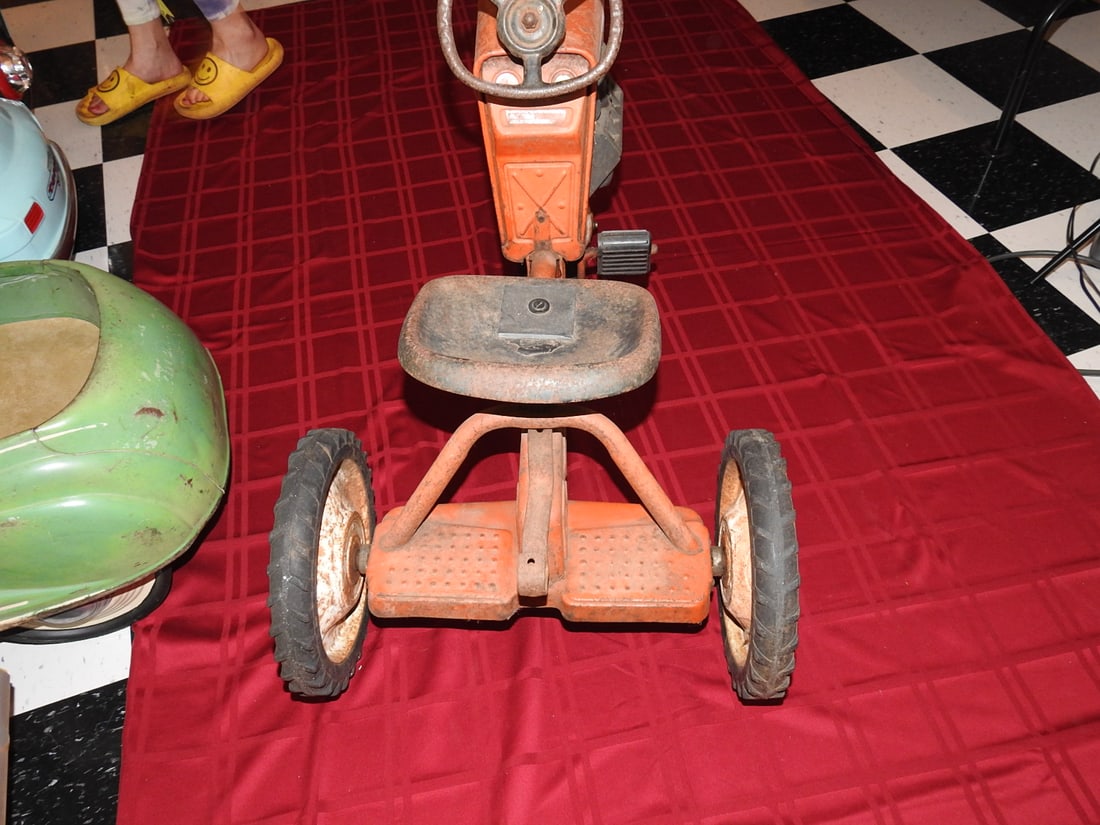 Sears Trac-2 Ton Diesel Pedal Tractor - 7