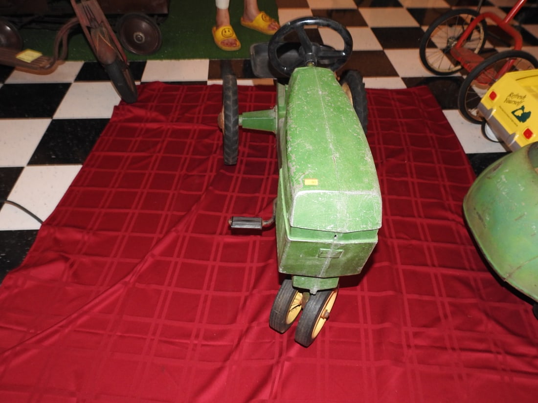 Vintage John Deere Pedal Tractor - 2