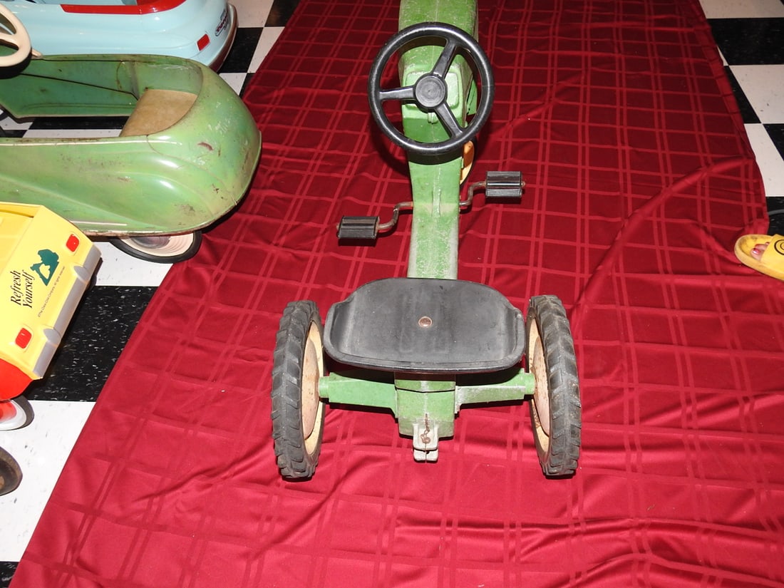 Vintage John Deere Pedal Tractor - 5