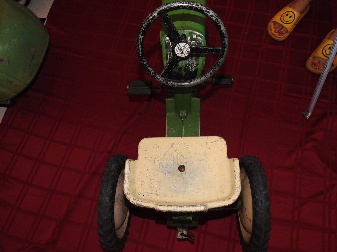 John Deere 20 Pedal Tractor - 7