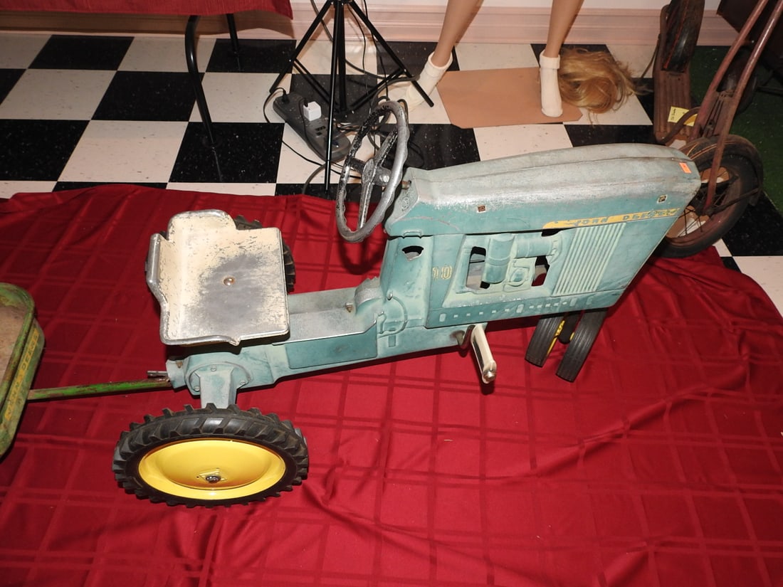John Deere No. 10 Pedal Tractor with Trailer - 4