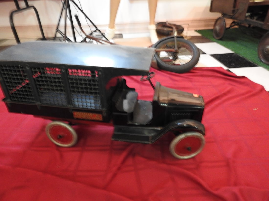 Buddy L Paddy Wagon Toy - 2