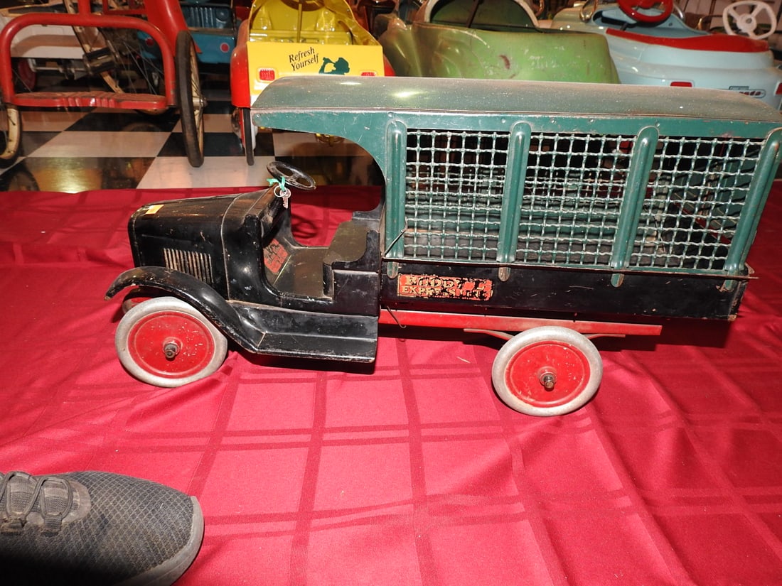 Buddy L Paddy Wagon Toy - 4
