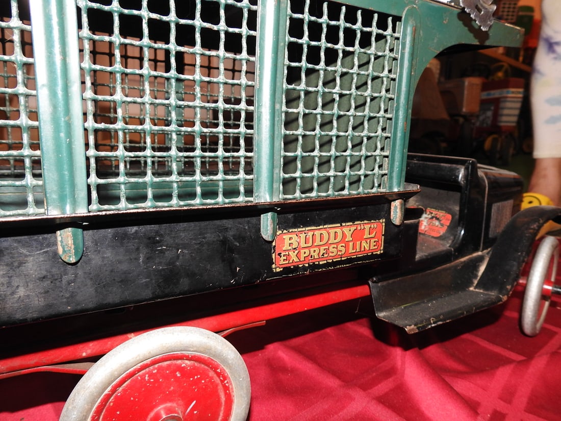 Buddy L Paddy Wagon Toy - 8