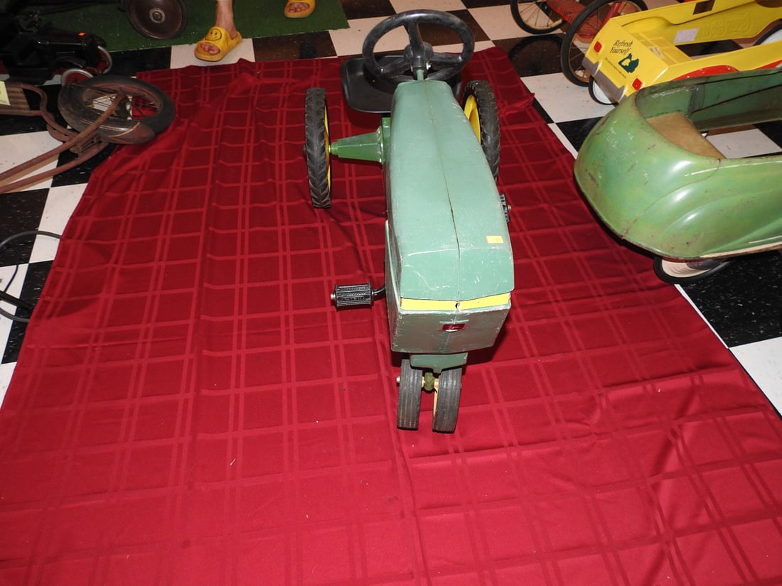 Vintage John Deere Pedal Tractor - 2