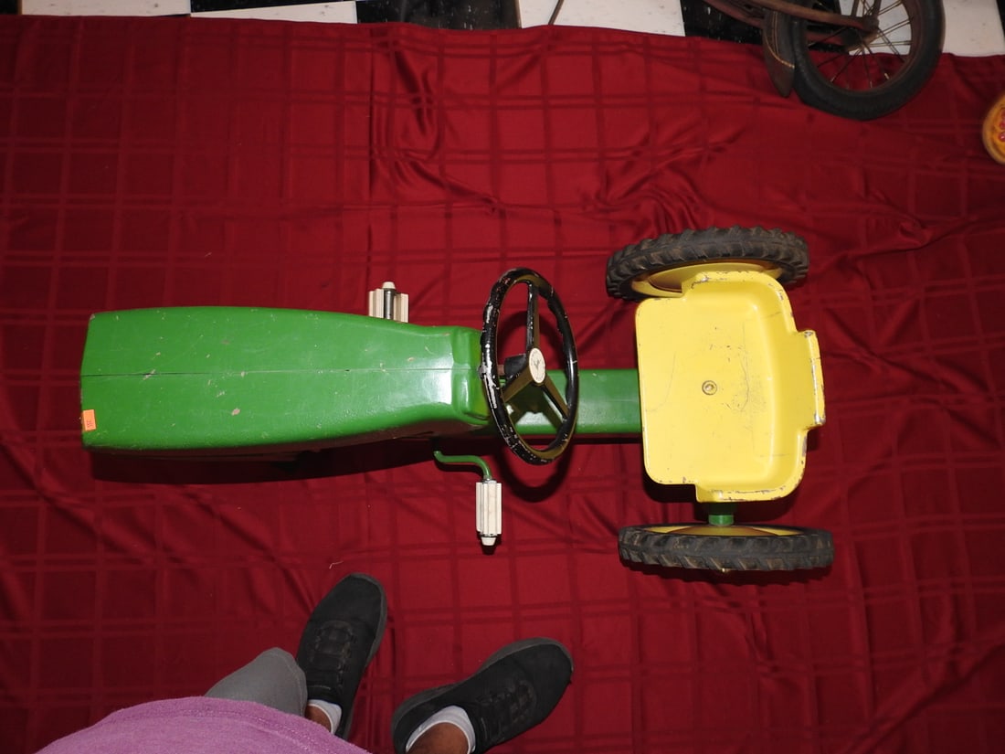 Vintage John Deere Pedal Tractor - 5