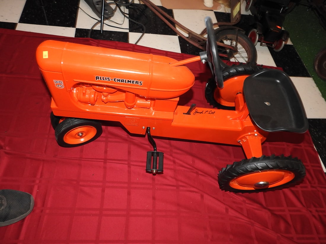 Signed Ertl Allis-Chalmers WD-45 Pedal Tractor - 3