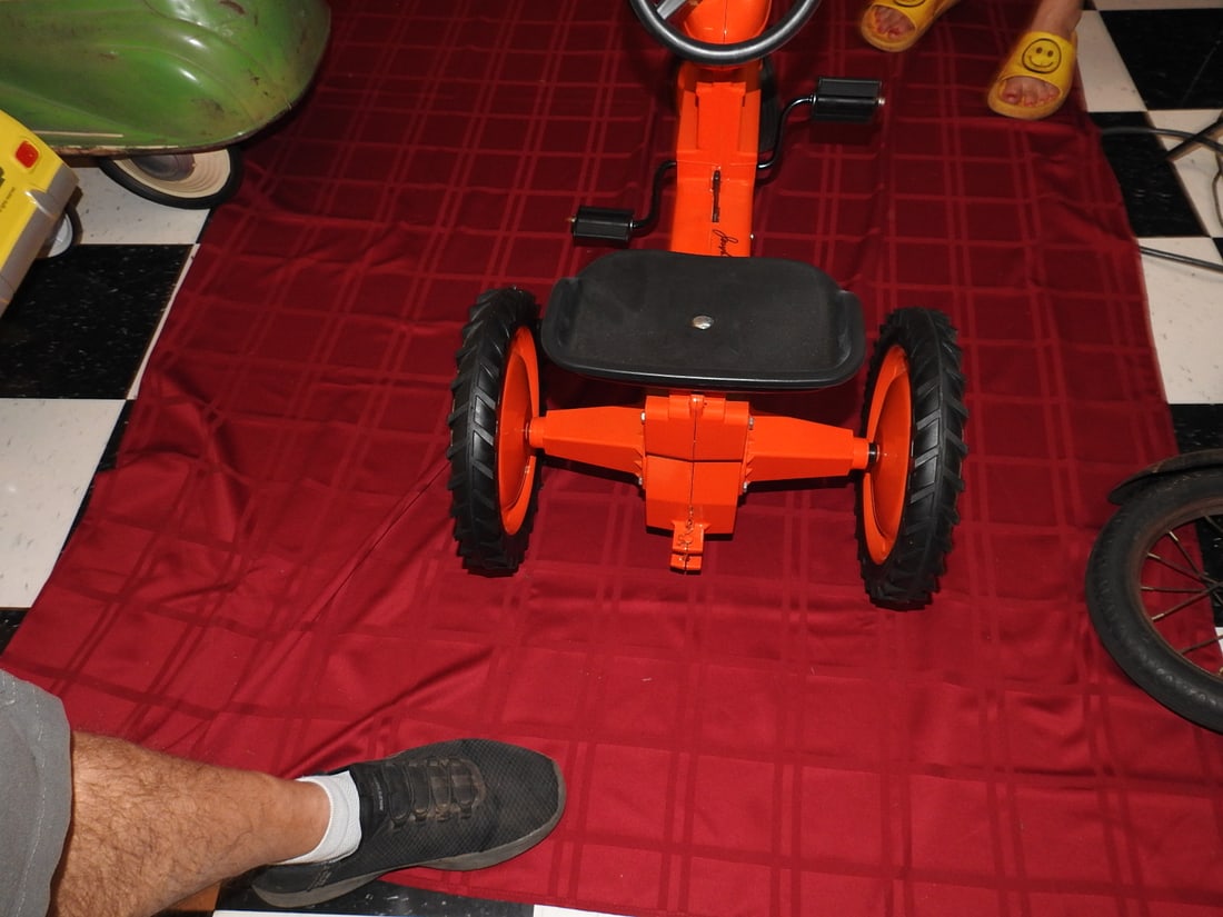 Signed Ertl Allis-Chalmers WD-45 Pedal Tractor - 7