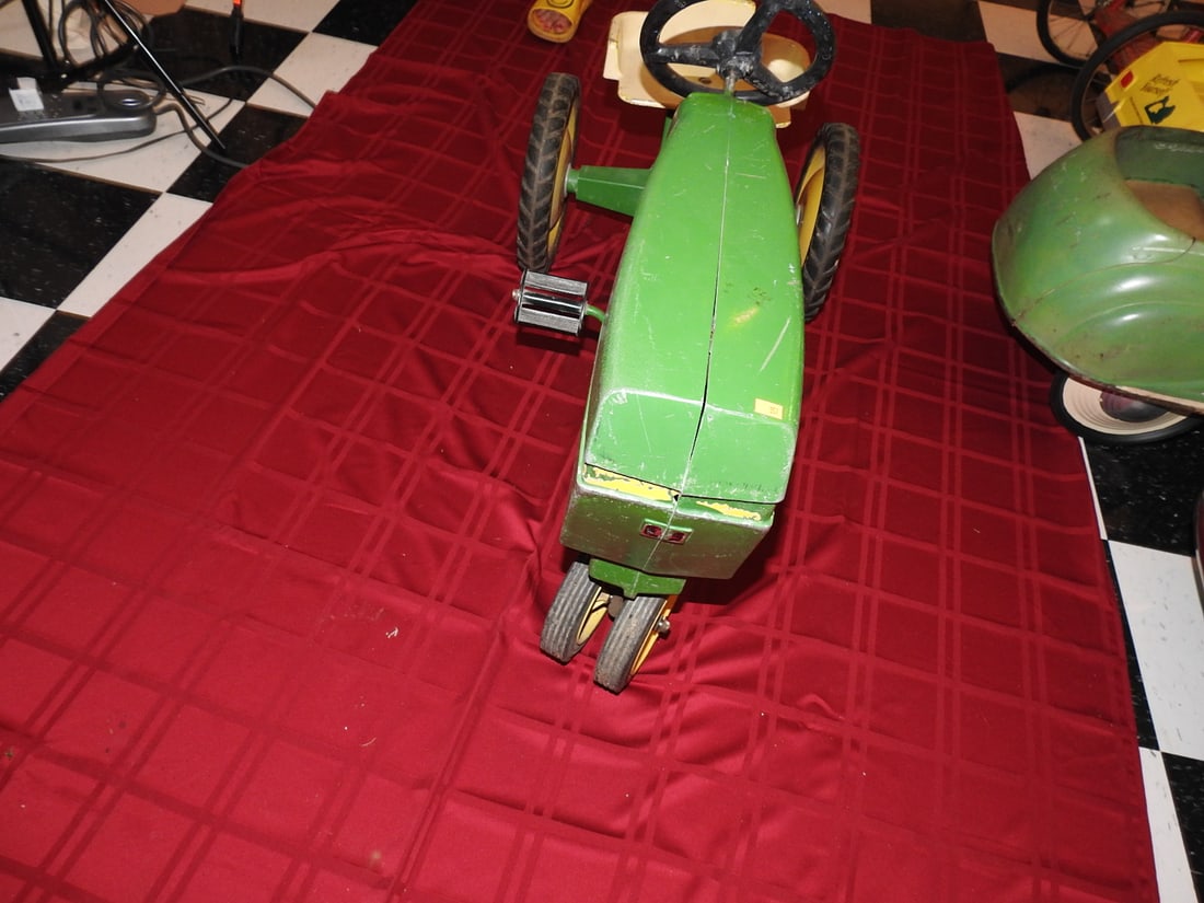Vintage John Deere Pedal Tractor - 2