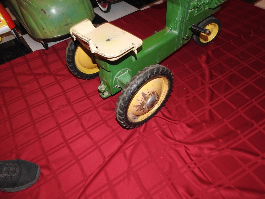 Vintage John Deere Pedal Tractor - 7